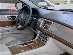 جاكوار XF